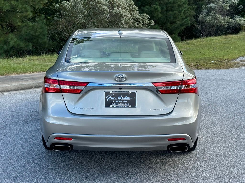 2015 Toyota Avalon Limited 10