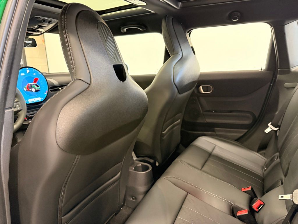 Thumbnail: 2026 MINI Cooper - 19