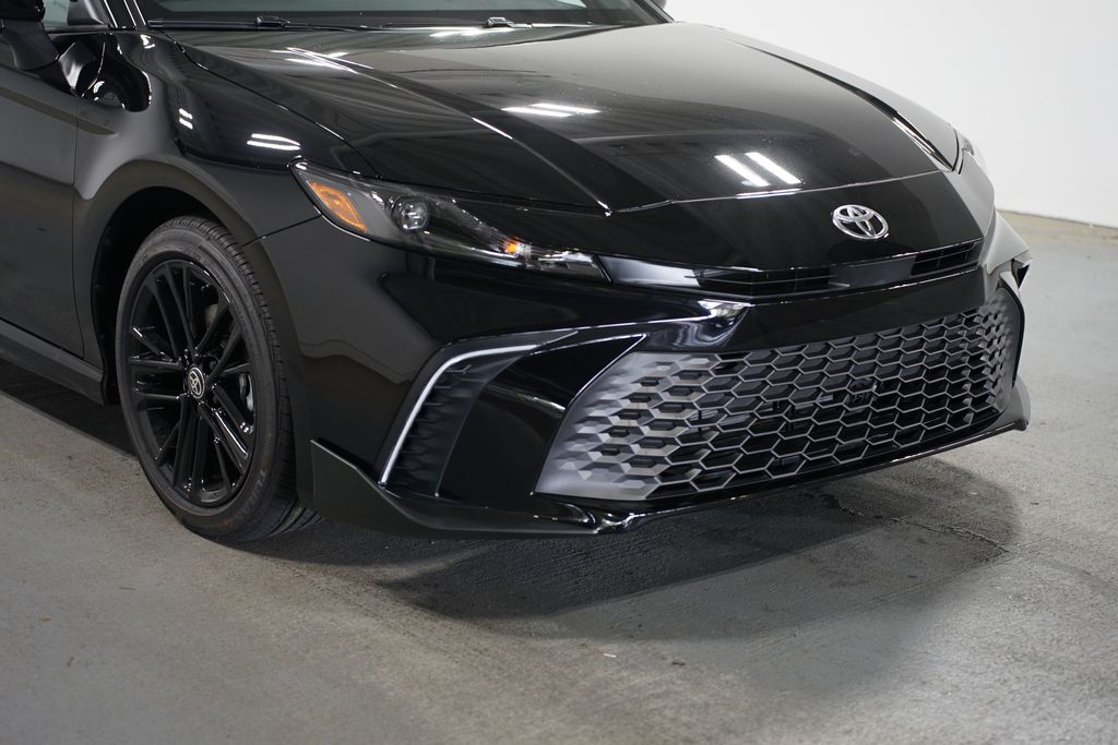 Thumbnail: 2026 Toyota Camry - 4