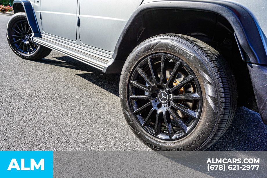 Used 2023 Gray Mercedes-Benz G 550 image 16