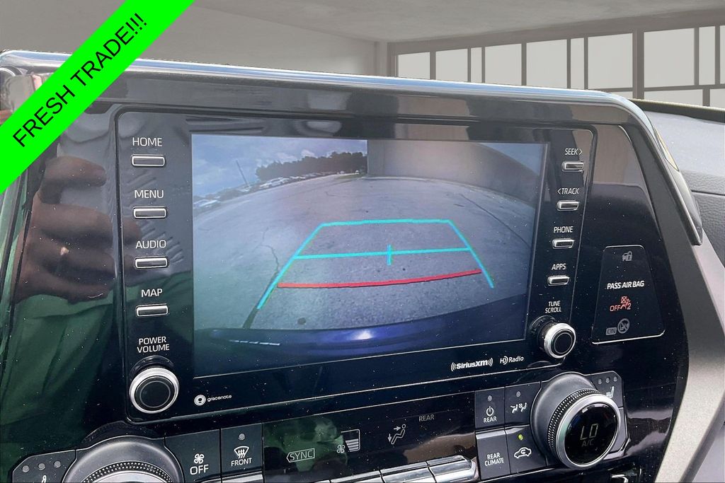Used 2021 Toyota Highlander SUV