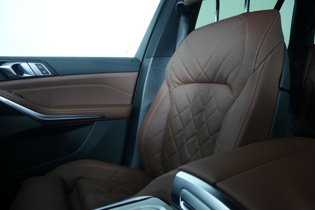 Thumbnail: 2026 BMW X5 - 22