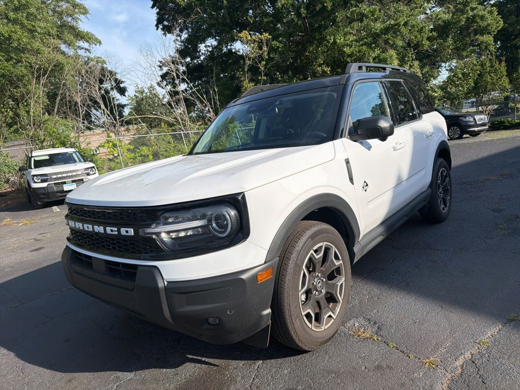 Oxford White 2025 Ford Bronco Sport Outer Banks AWD SUV / Crossover All-Wheel Drive 8-Speed Automatic