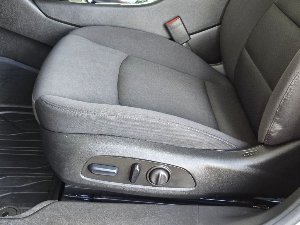 Used 2023 Chevrolet Malibu Sedan