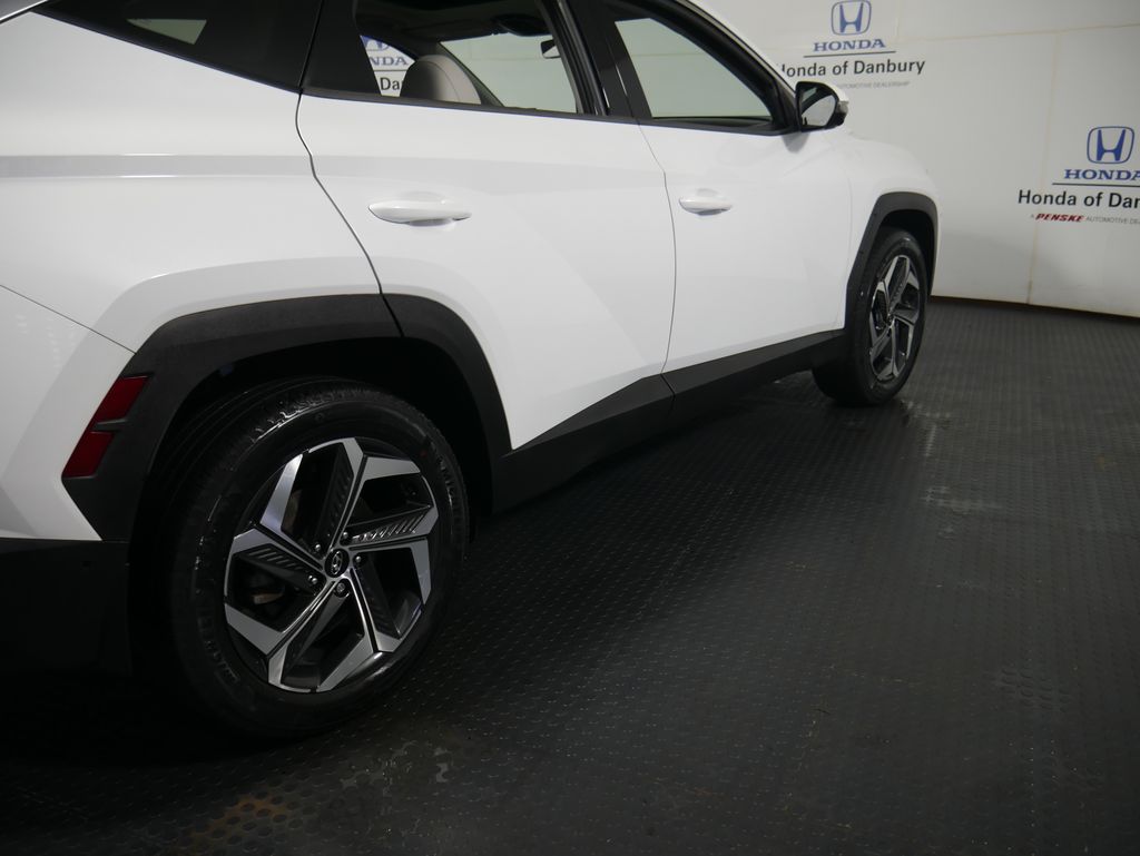 Thumbnail: 2022 Hyundai Tucson - 4