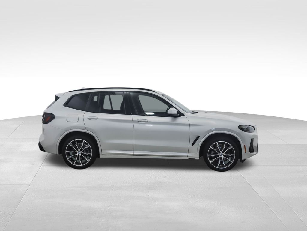 Thumbnail: 2022 BMW X3 - 6