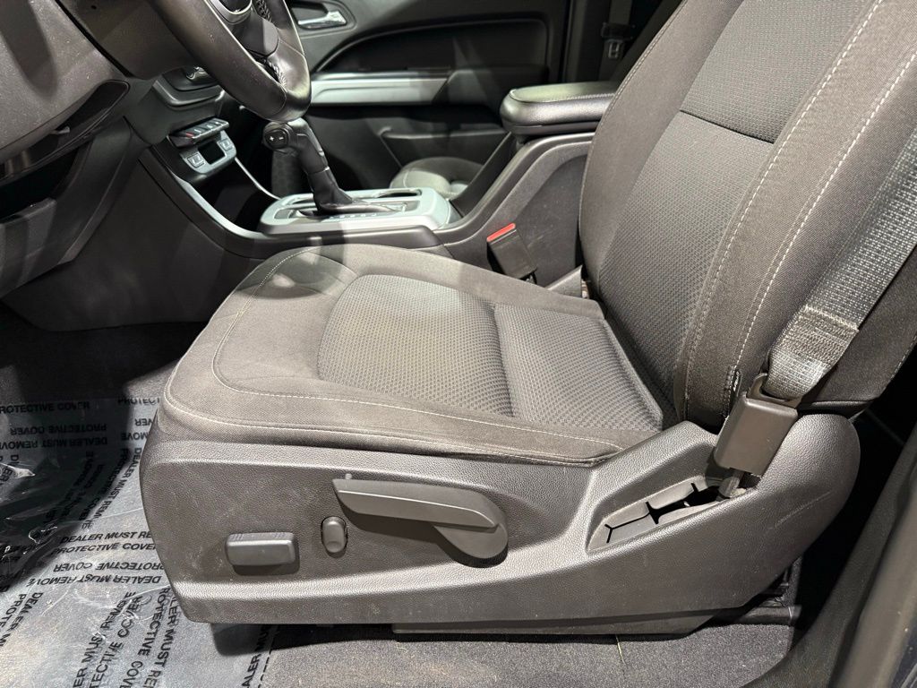 Thumbnail: 2019 Chevrolet Colorado - 11