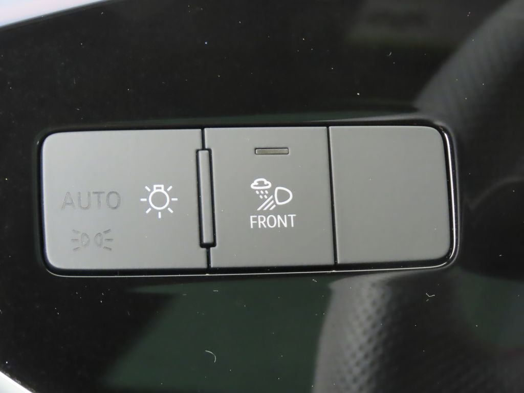 Thumbnail: 2025 Audi Q3 - 20