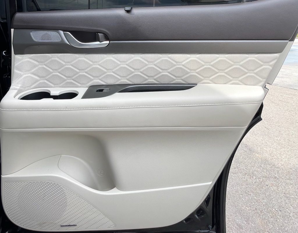 2020 Hyundai Palisade Limited Black at River Oaks CDJR