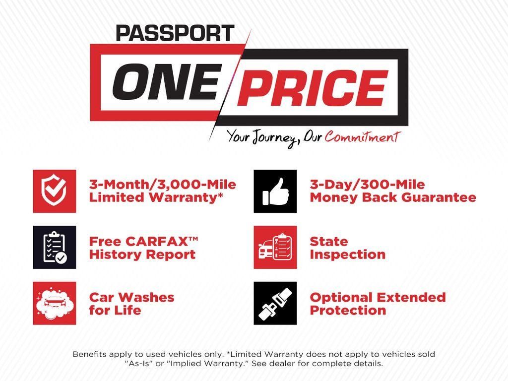 Aspen White Tricoat/Super Black 2024 Nissan Sentra SR FWD Sedan Front-Wheel Drive Automatic