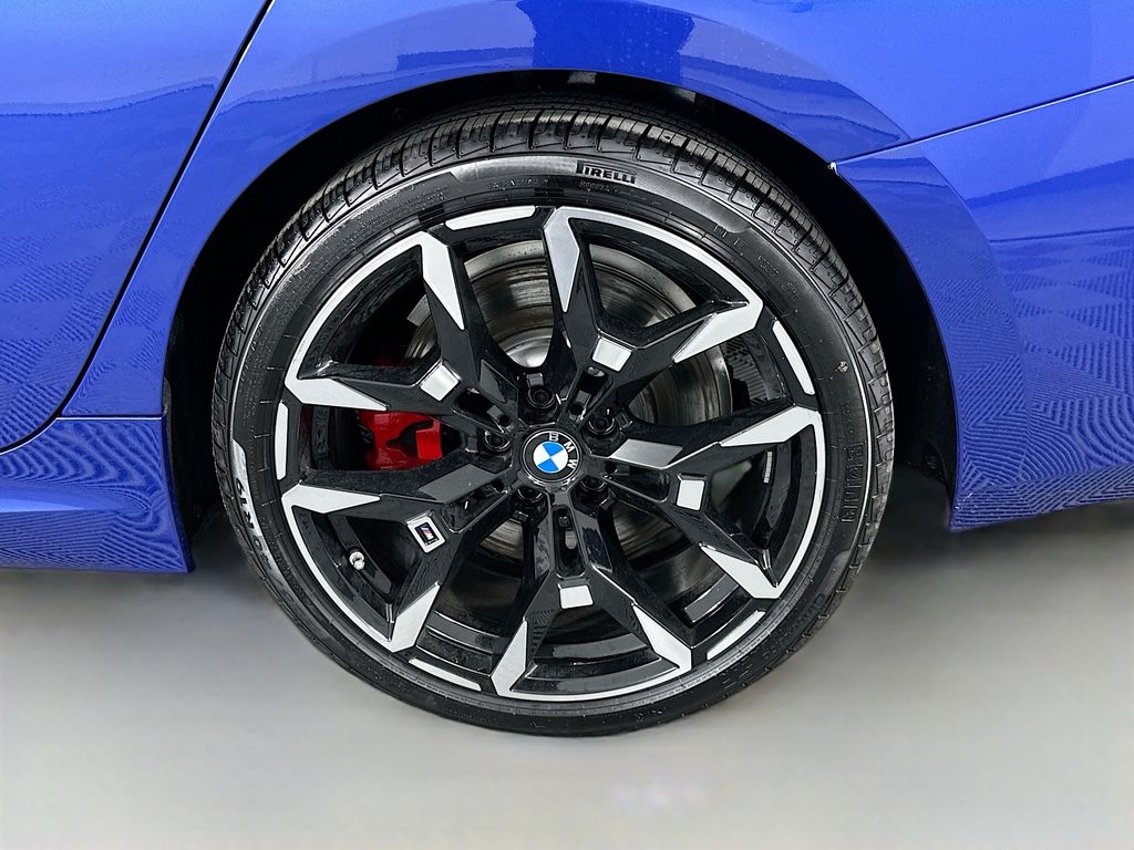 Thumbnail: 2025 BMW 3 Series - 23