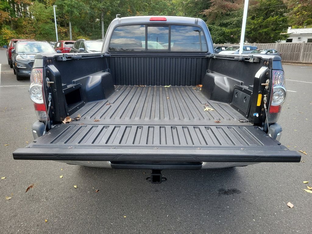 2013 Toyota Tacoma Base 26