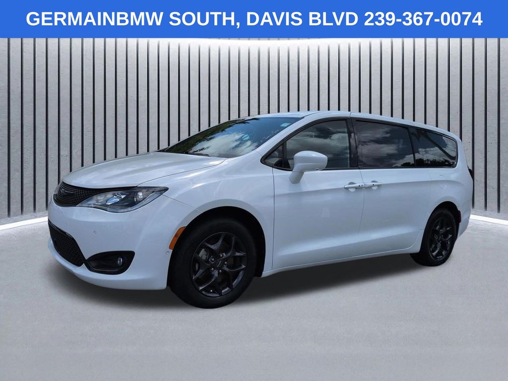 2019 Chrysler Pacifica Touring Plus