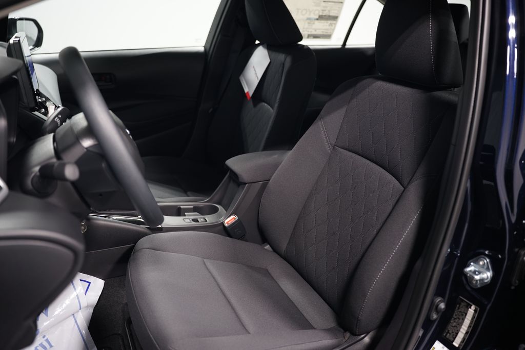 2025 Toyota Corolla LE 24
