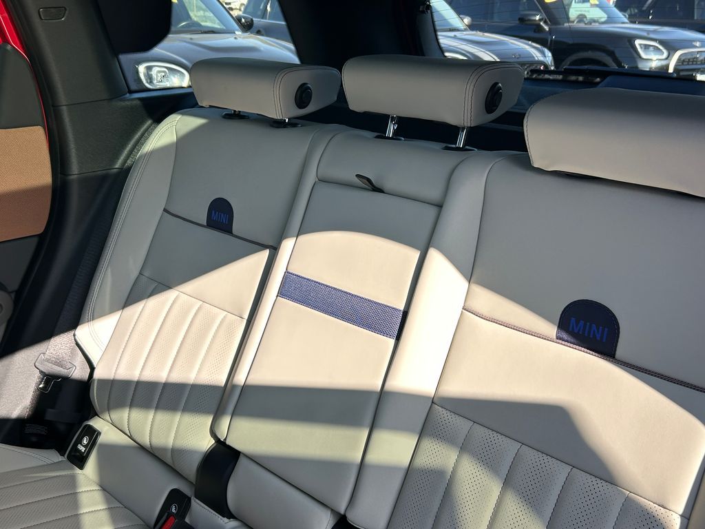 Thumbnail: 2026 MINI Cooper Countryman - 31