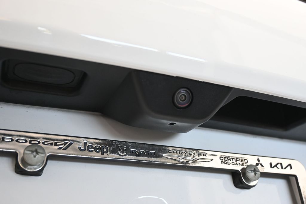 Used 2025 Bright White Clearcoat Jeep Laredo X image 29