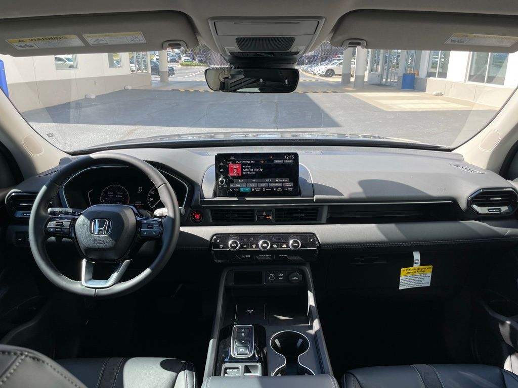 Thumbnail: 2025 Honda Pilot - 10
