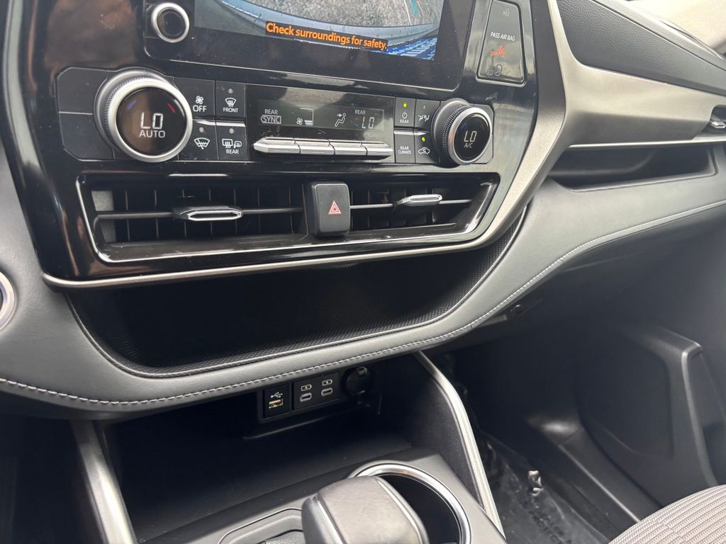 2024 Toyota Highlander LE Gray at Gullo Toyota