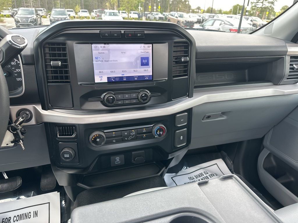 2023 Oxford White Ford F-150 XL RWD Truck