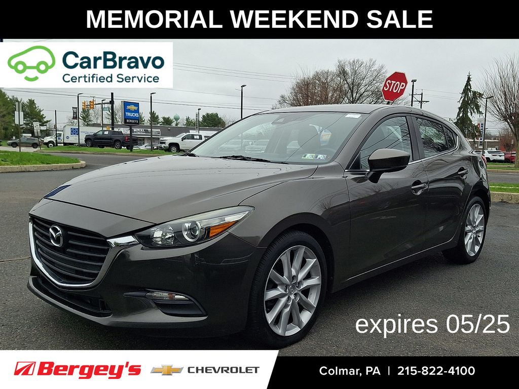 Titanium Flash Mica 2017 Mazda MAZDA3 Touring 2.5 Hatchback Hatchback Front-Wheel Drive 6-Speed Manual