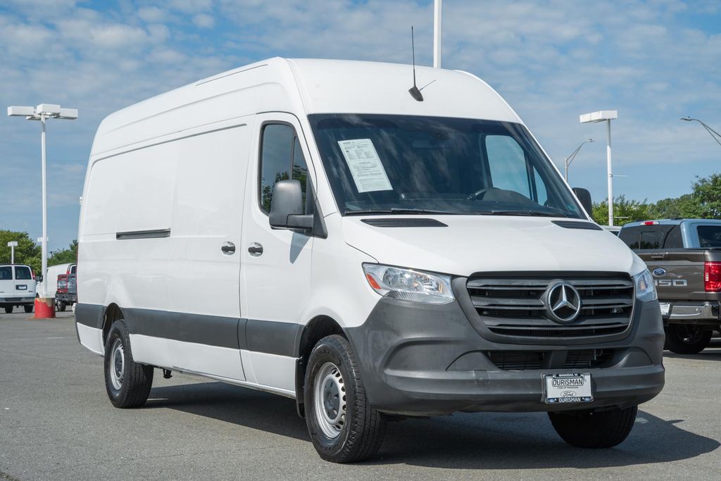 Arctic White 2022 Mercedes-Benz Sprinter Cargo Van 4X2 9-Speed Automatic