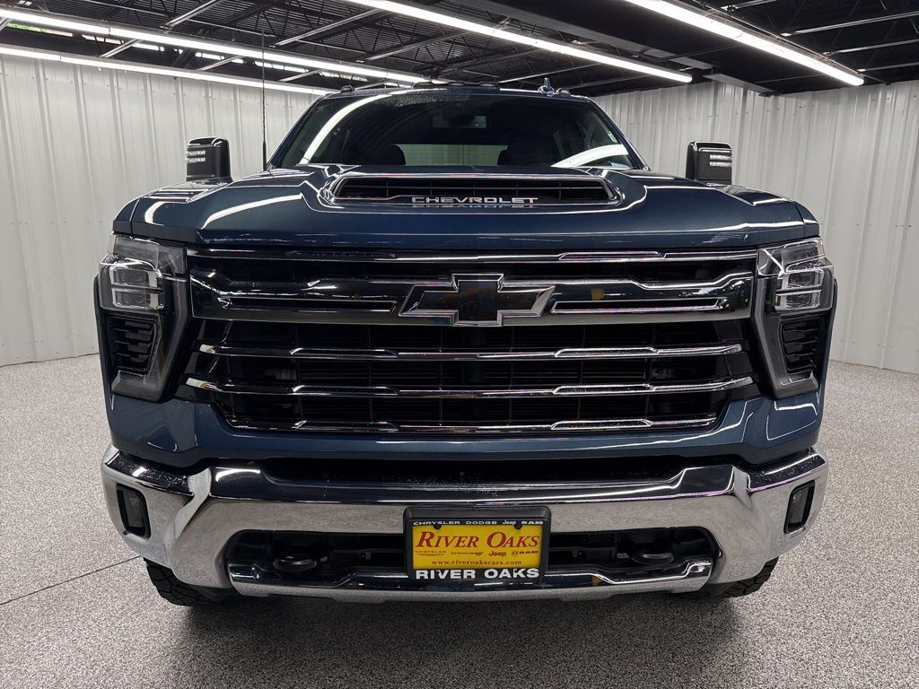 2026 Chevrolet Silverado 3500HD LTZ - 1
