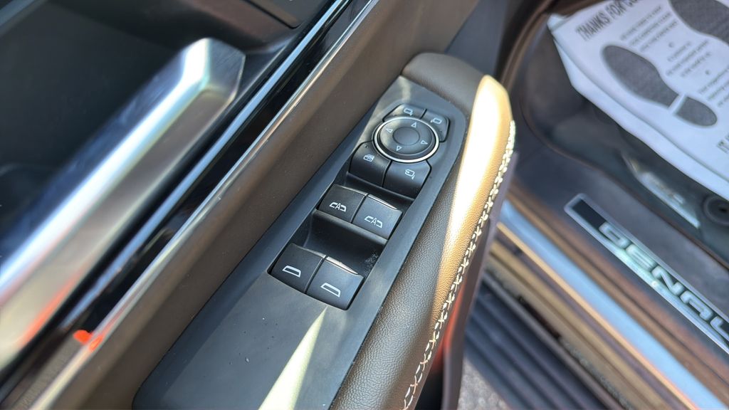 2025 GMC Yukon