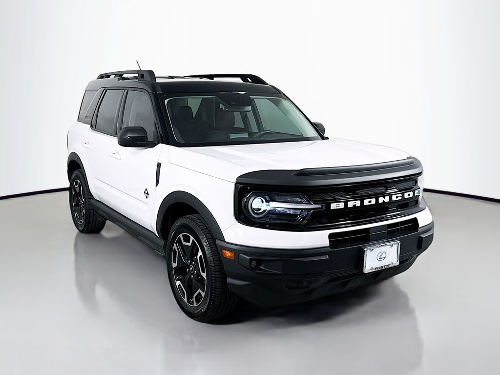 Thumbnail: 2022 Ford Bronco Sport - 3