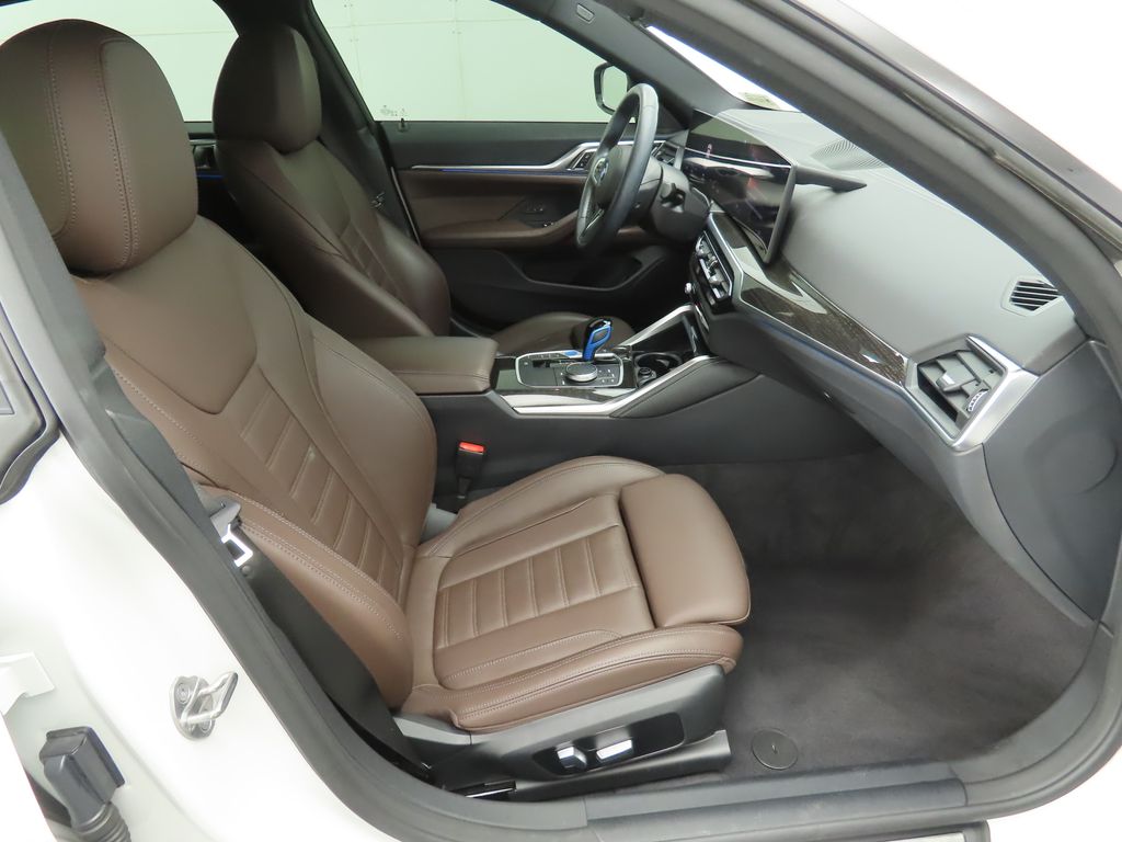 2022 BMW i4 eDrive40 20