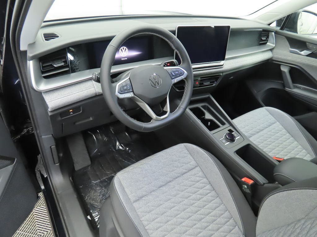 Thumbnail: 2026 Volkswagen Tiguan - 9