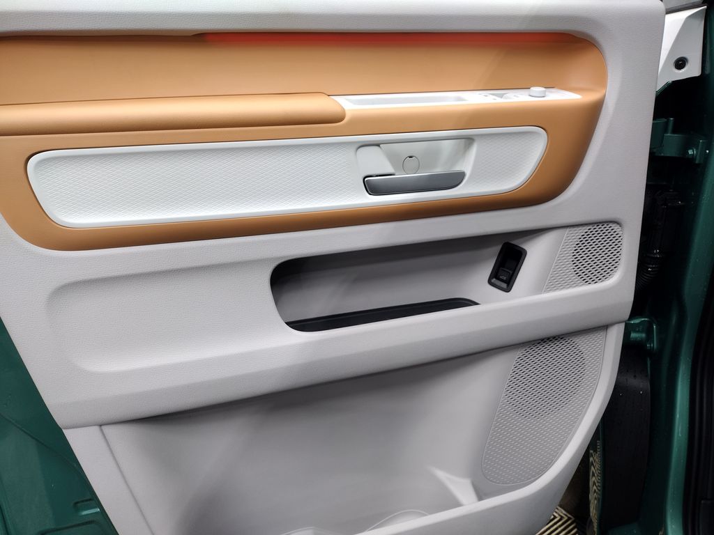 2025 Volkswagen ID. Buzz Pro S Plus