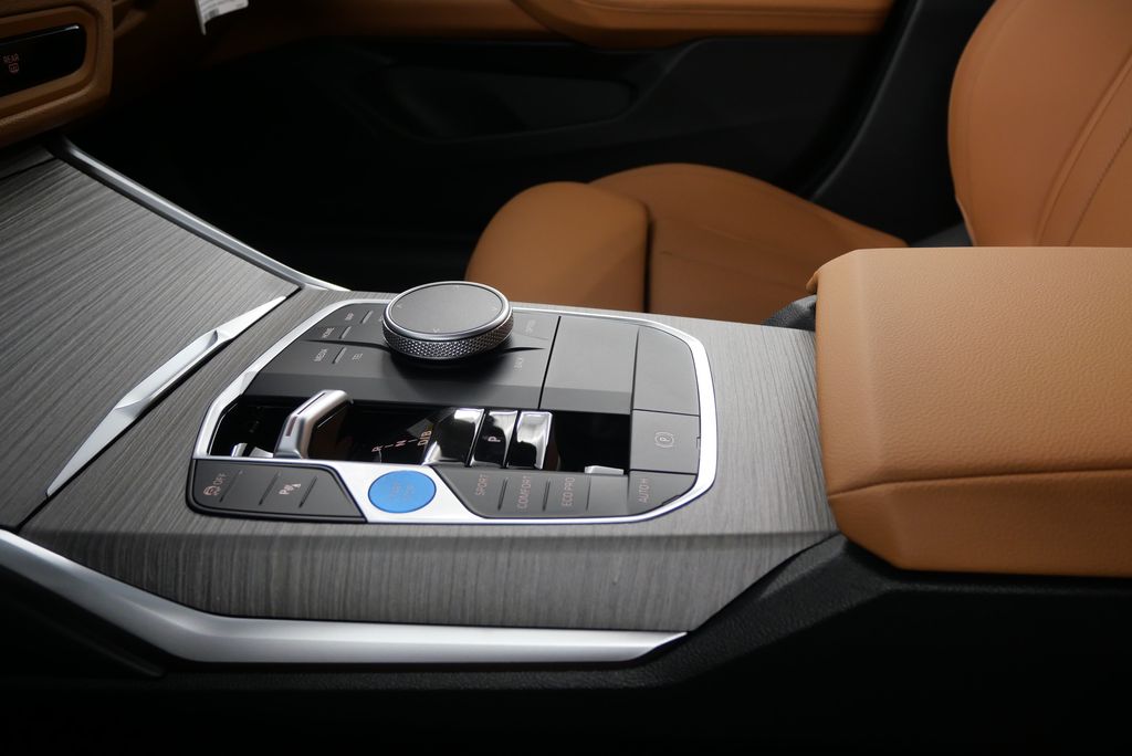 2025 BMW i4 xDrive40 26