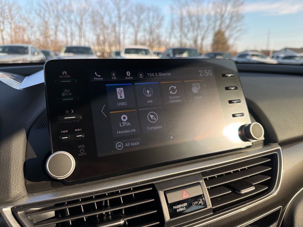 Thumbnail: 2022 Honda Accord - 31