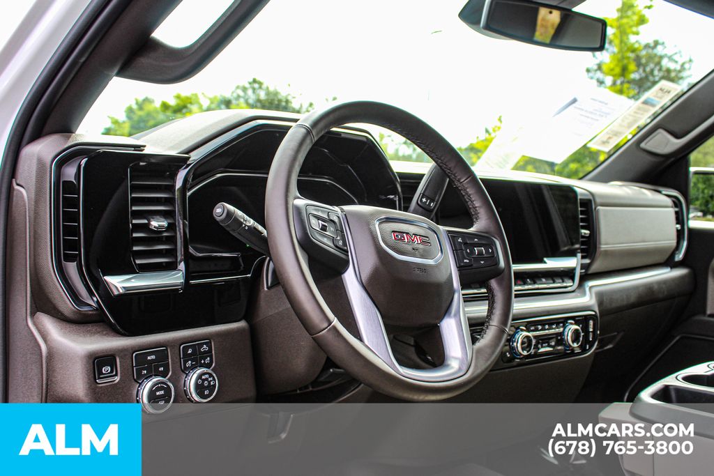 Used 2026 White GMC SLT image 31