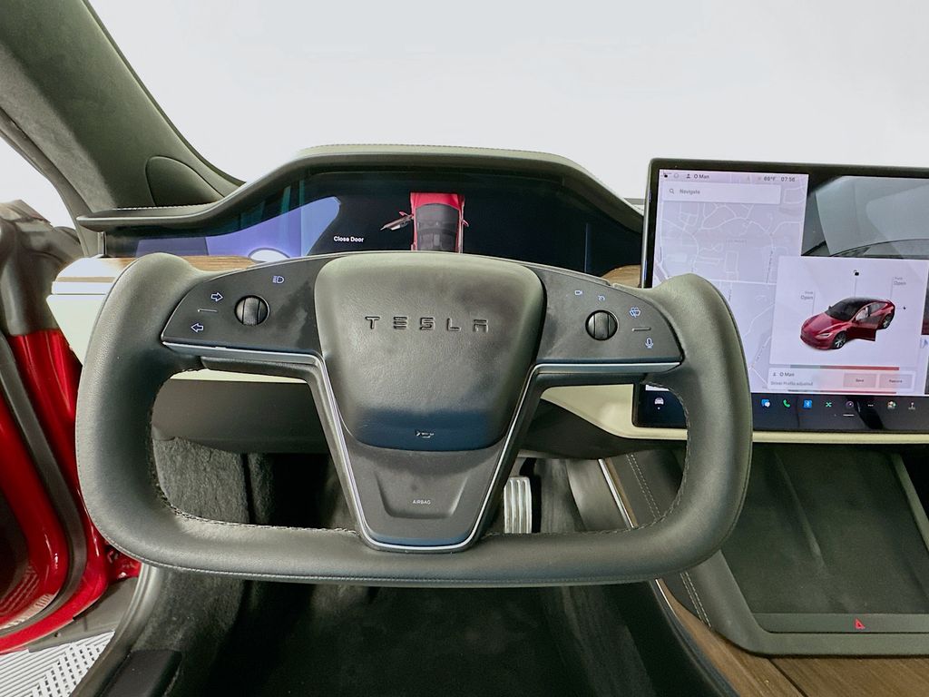 Thumbnail: 2022 Tesla Model S - 11