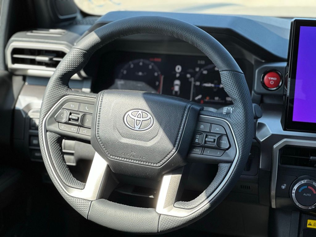 2025 Toyota Tacoma TRD Off-Road Double Cab photo 12