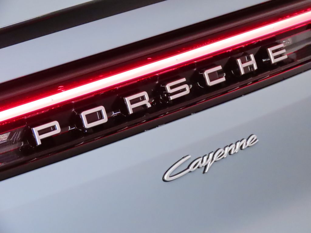 Thumbnail: 2026 Porsche  - 12