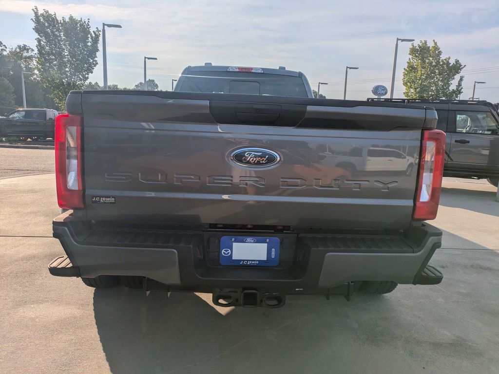 2026 Ford F-350 Super Duty XL