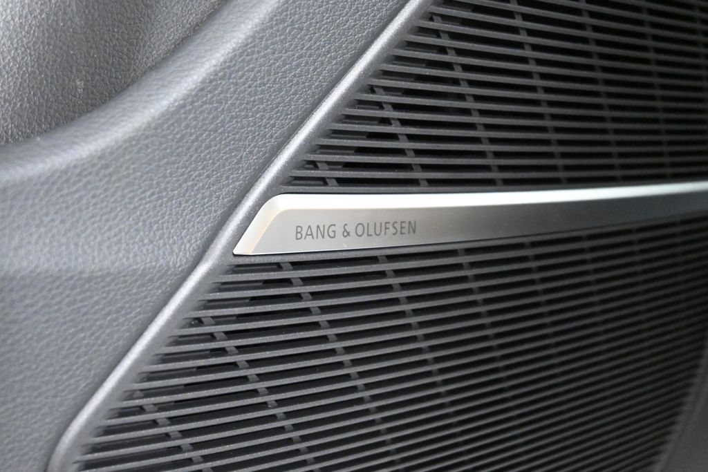 Thumbnail: 2025 Audi Q7 - 25