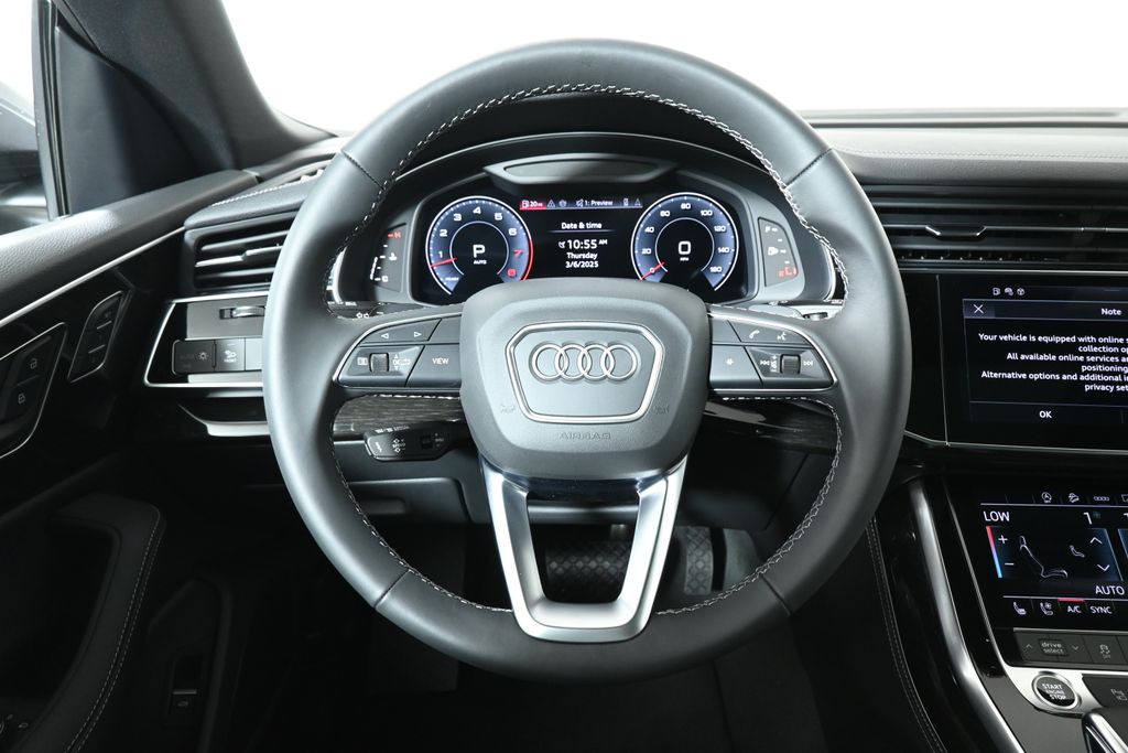 2025 Audi Q8  14