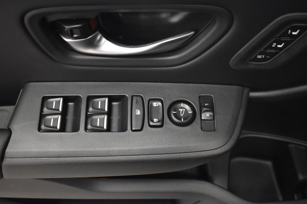 Thumbnail: 2025 Honda Pilot - 10