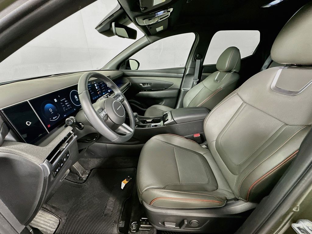 Thumbnail: 2025 Hyundai Santa Cruz - 21