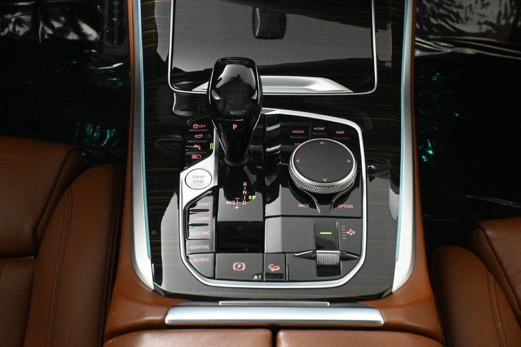 Thumbnail: 2021 BMW X5 - 24