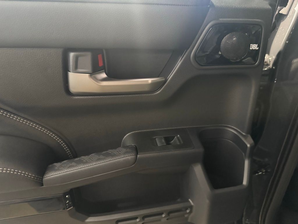 Thumbnail: 2025 Toyota 4Runner - 27