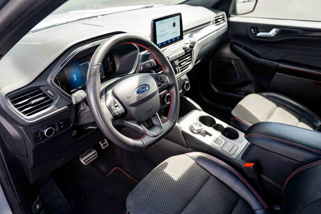 Used Car 2023 Ford Escape  St-line For Sale Under $25,000 In Austin, Texas