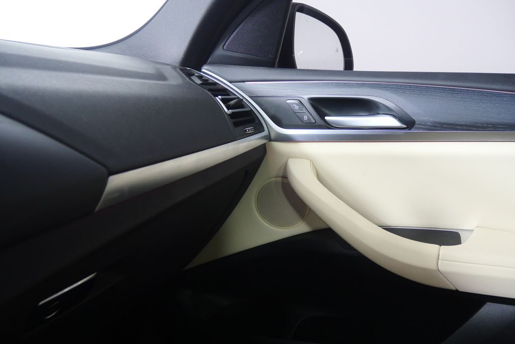 Thumbnail: 2024 BMW X3 - 26