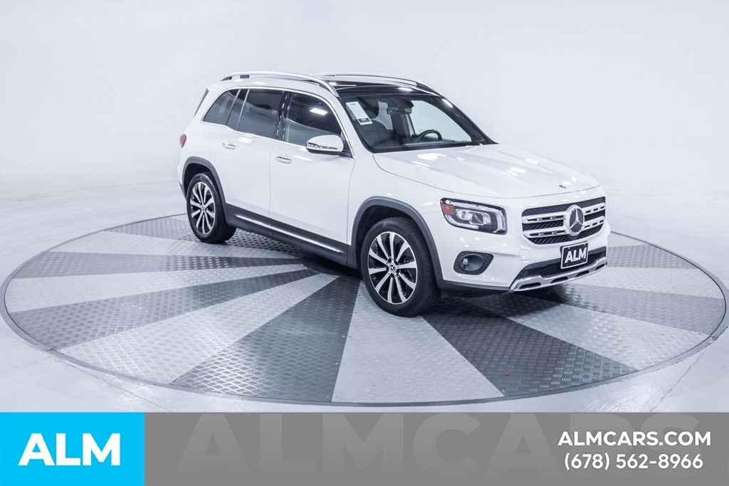 Used 2022 White Mercedes-Benz GLB 250 image 14