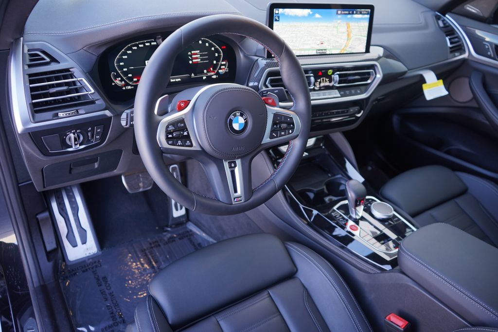 2025 BMW X4 M 13