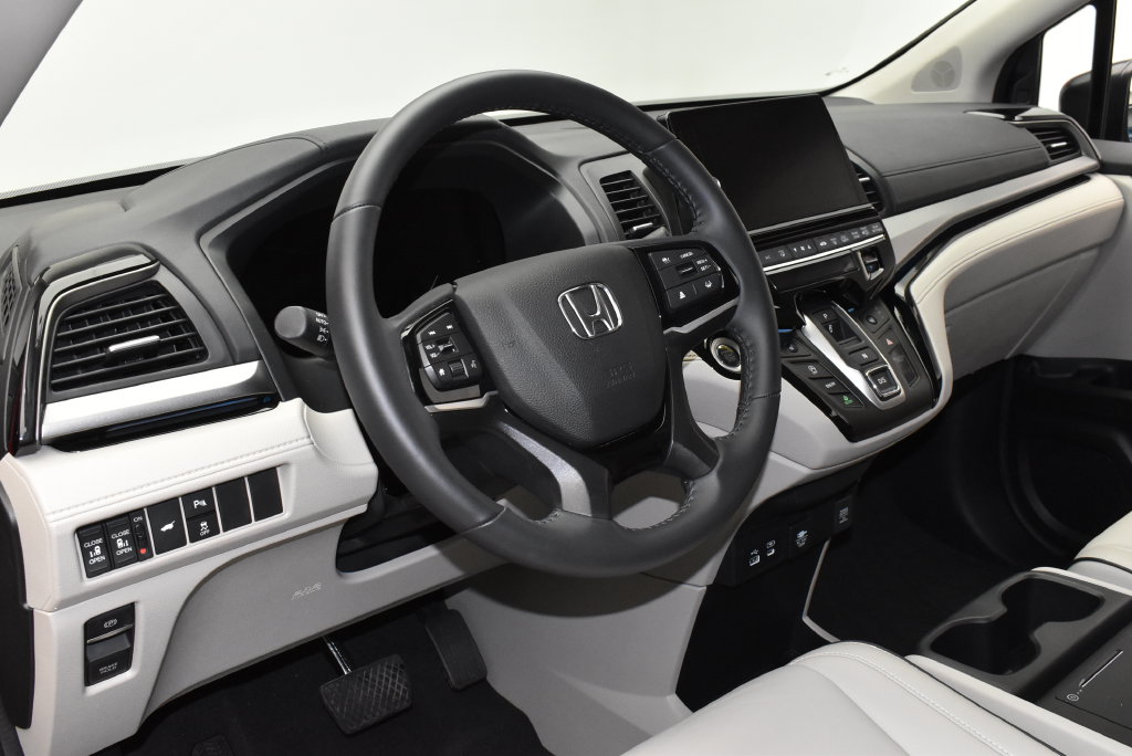 Thumbnail: 2025 Honda Odyssey - 17