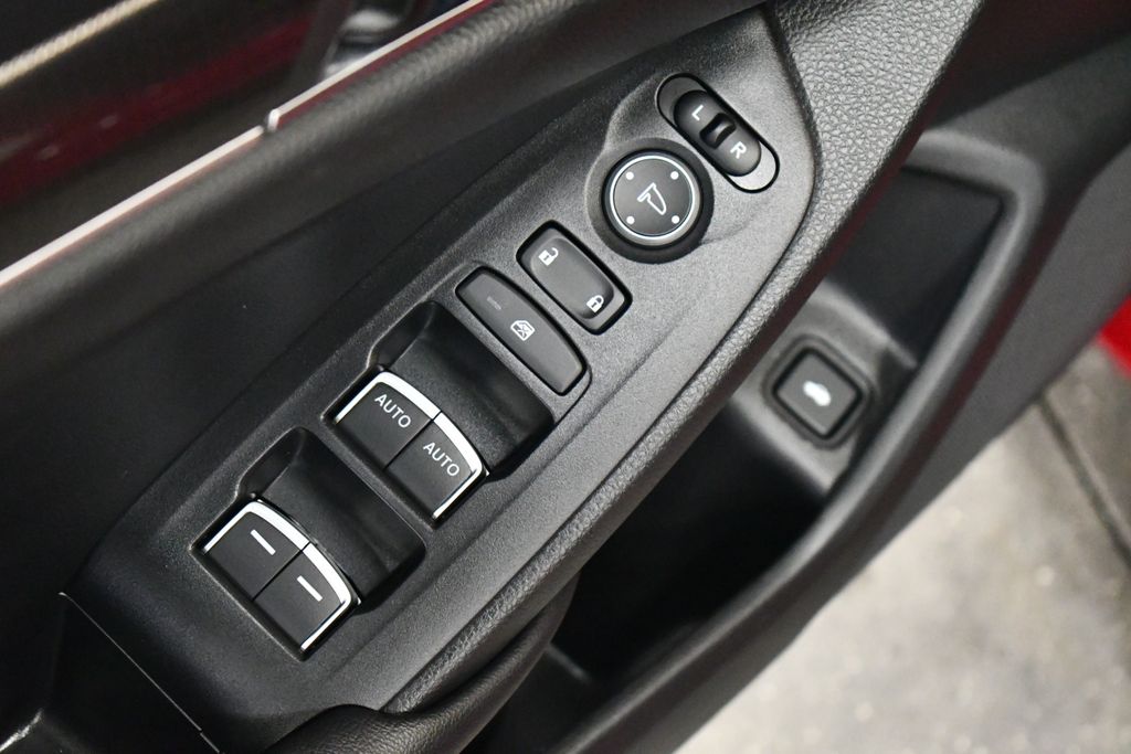 Thumbnail: 2022 Honda Accord - 16